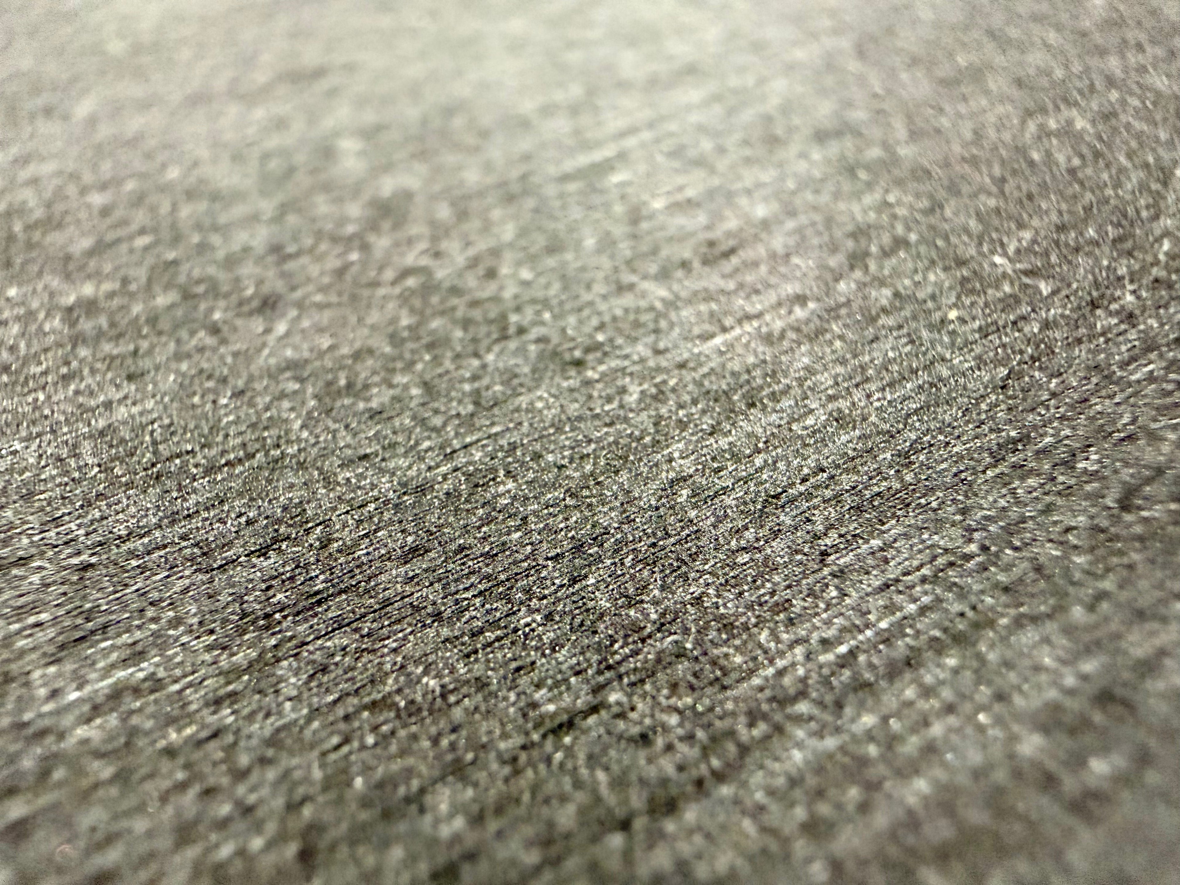 Sintered vs Extruded Ski Bases: What Actually Matters on Snow